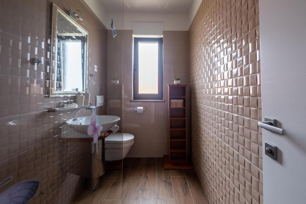 Apartments Luana With Private Jacuzzi Zadar Exteriér fotografie