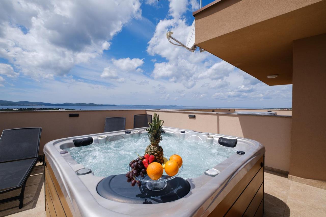 Apartments Luana With Private Jacuzzi Zadar Exteriér fotografie