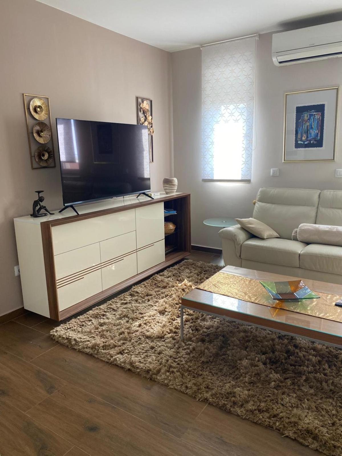 Apartments Luana With Private Jacuzzi Zadar Exteriér fotografie