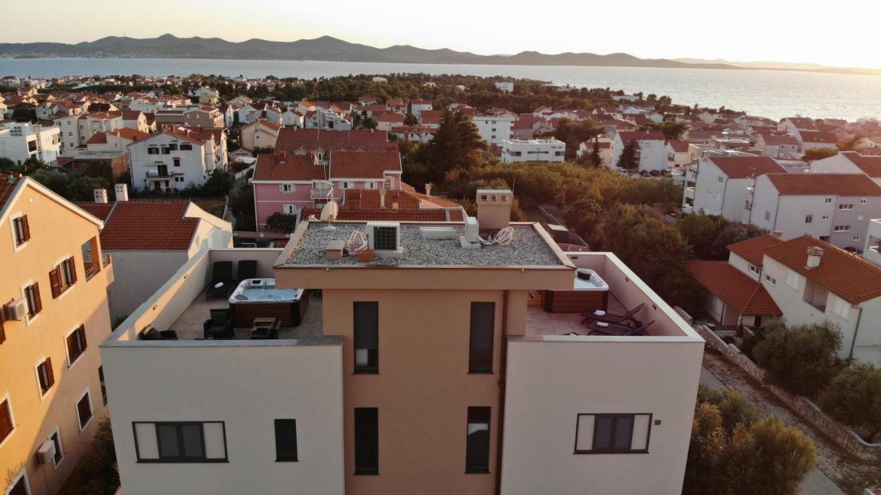 Apartments Luana With Private Jacuzzi Zadar Exteriér fotografie